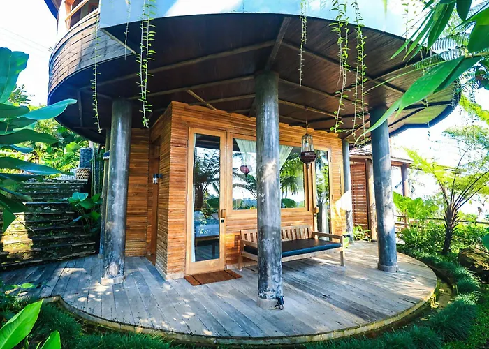 Omantra Bali