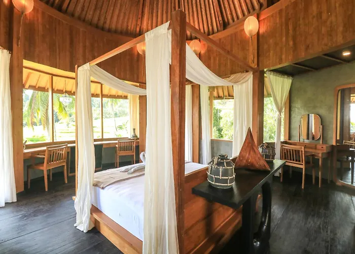 Omantra Bali * Singaraja