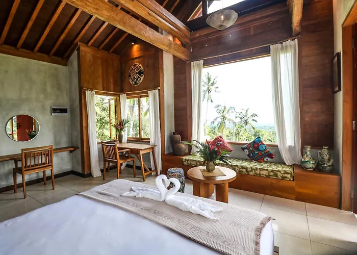 Omantra Bali