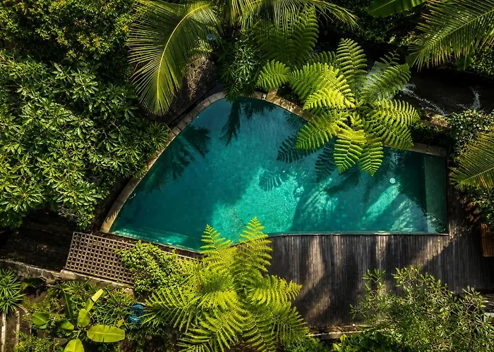 Omantra Bali Singaraja