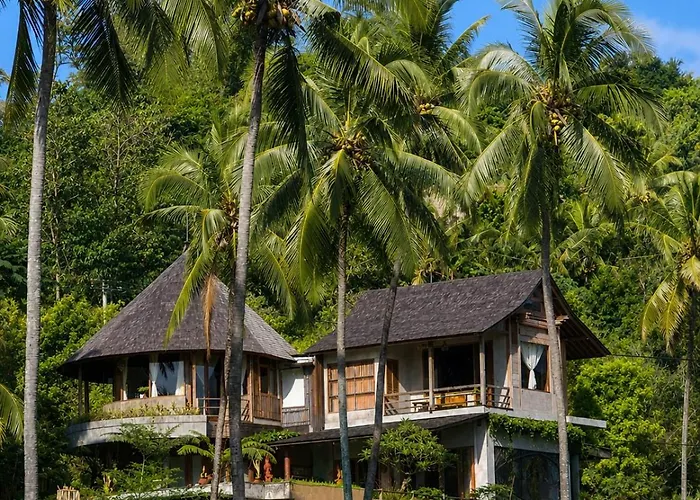 Omantra Bali