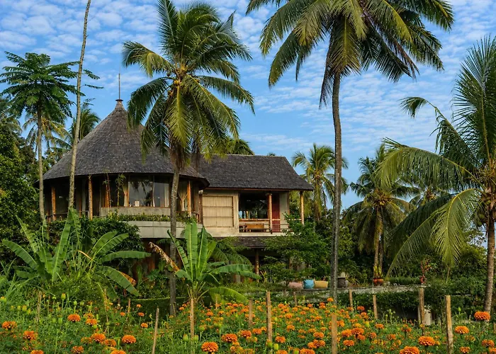Omantra Bali *