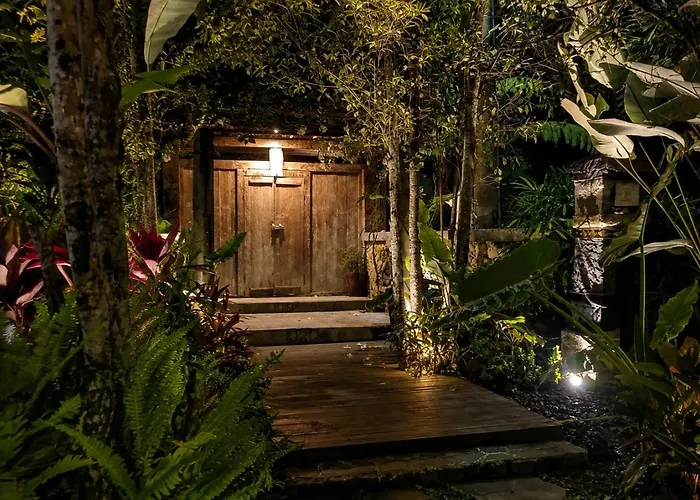 Omantra Bali Singaraja