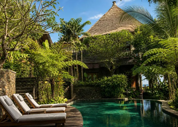 Omantra Bali Singaraja