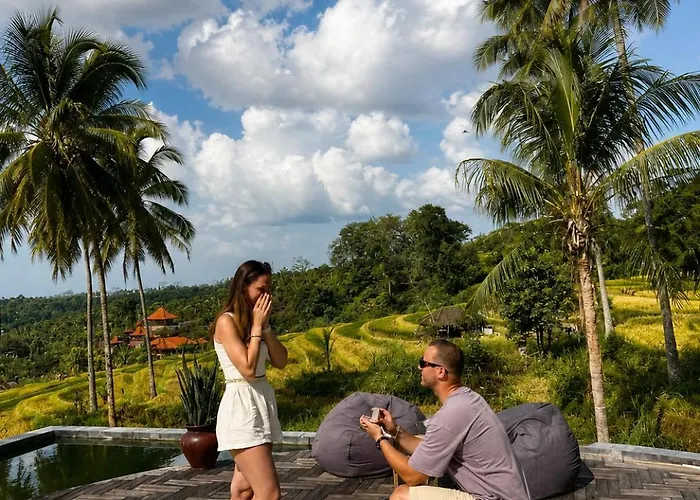 Omantra Bali *