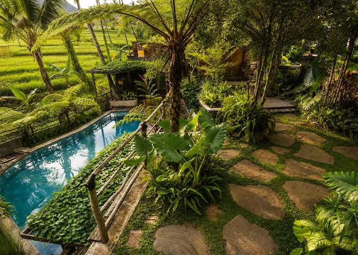 Omantra Bali Bed & Breakfast *